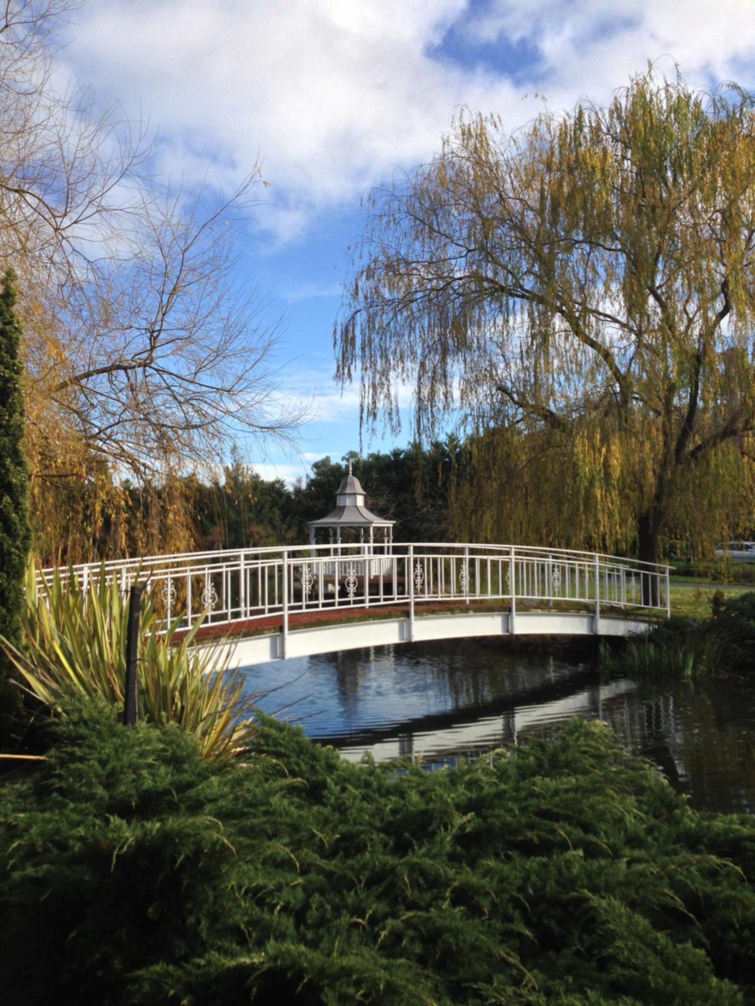 Lakeside Cottage Luxury B&B Mount Dandenong Exterior foto