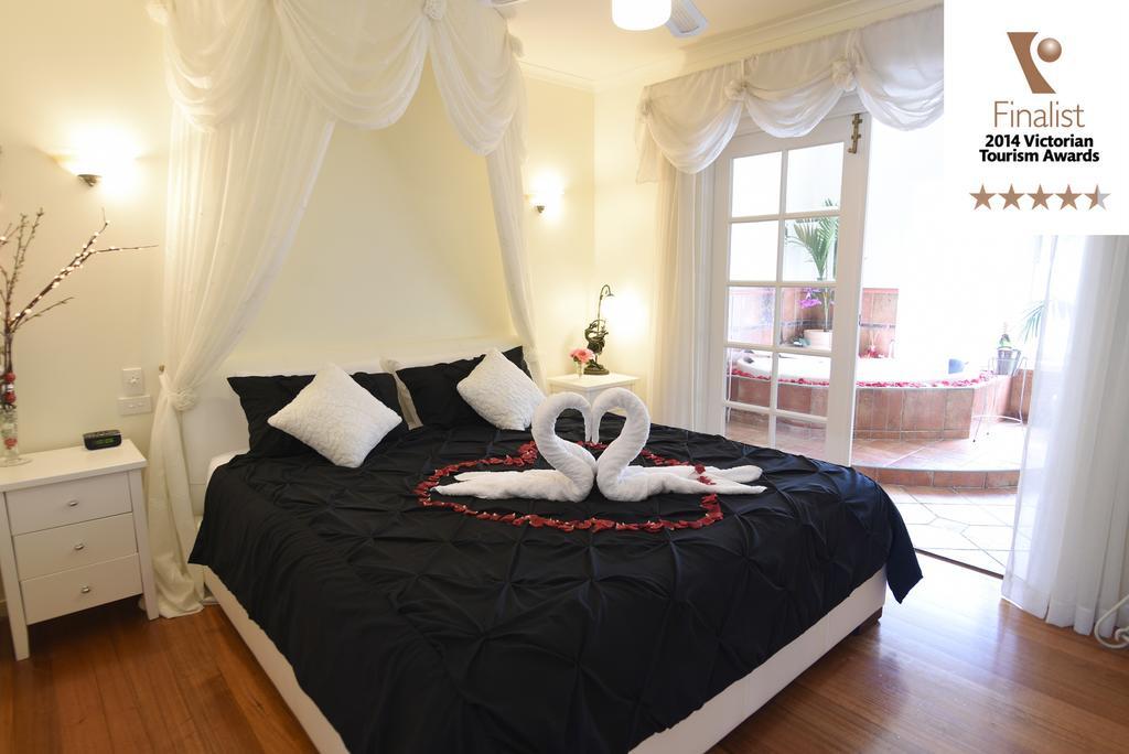 Lakeside Cottage Luxury B&B Mount Dandenong Exterior foto